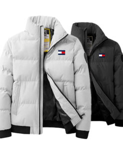 [Kaufe 1, erhalte 2] Tommy Hilfiger Essential Jacke